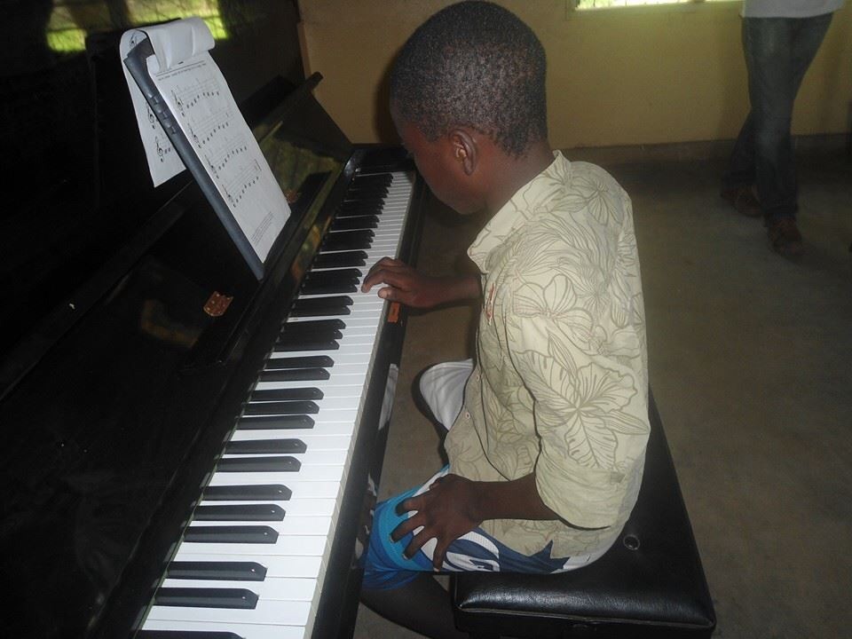 Muzieklessen in Malindi